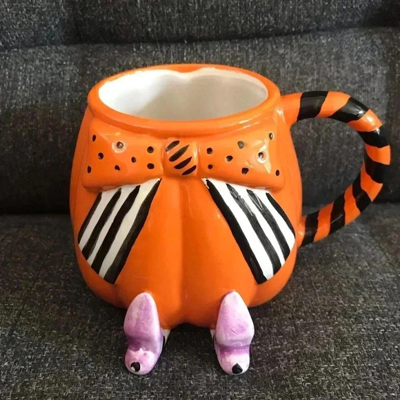 Halloween Witch’s Feet mug - Picture 1 of 4